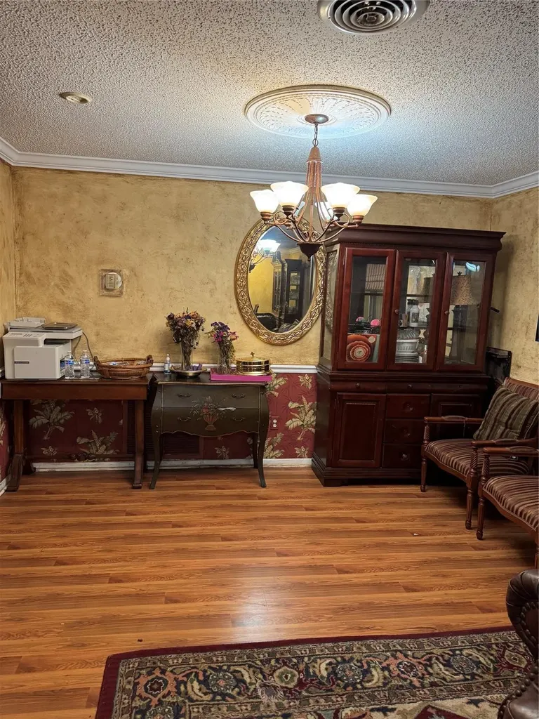 936 W Tropical Way Plantation FL 33317
