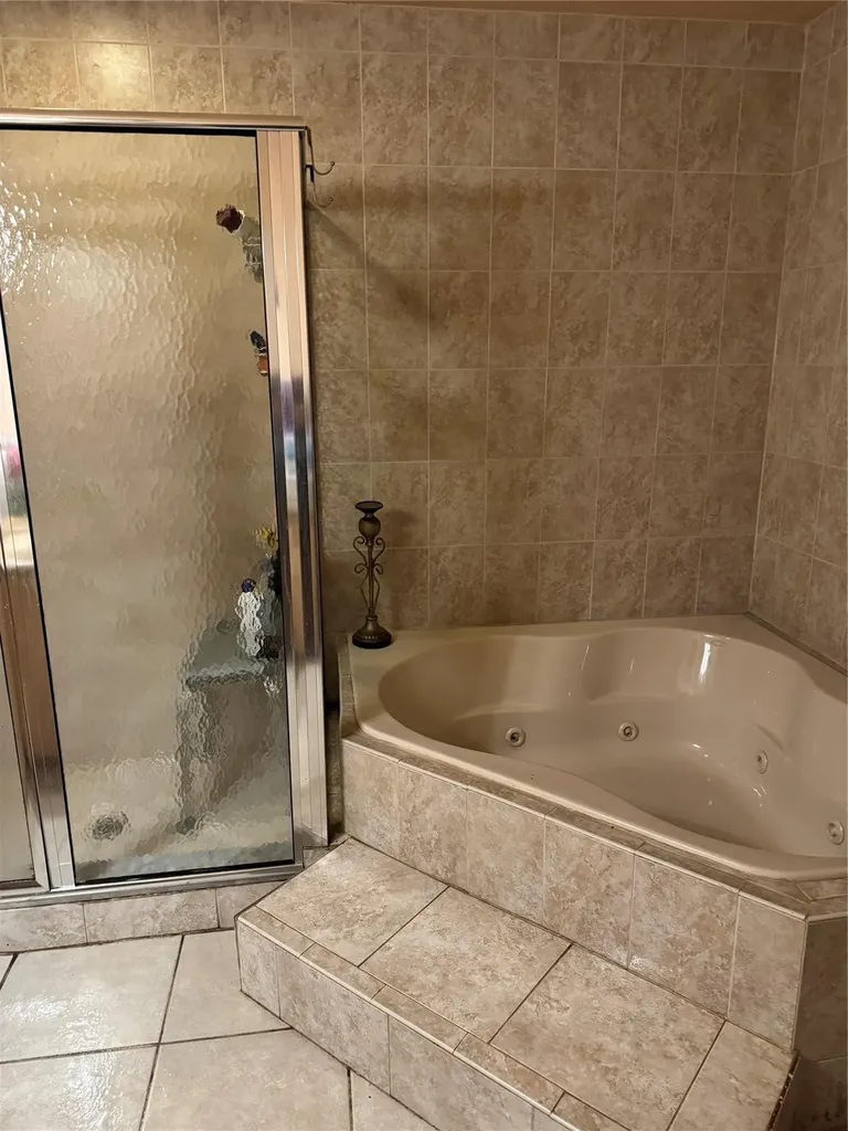 936 W Tropical Way Plantation FL 33317
