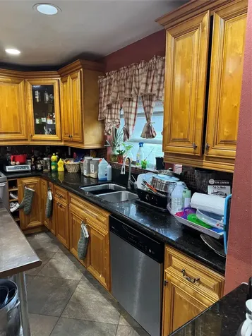 936 W Tropical Way Plantation FL 33317