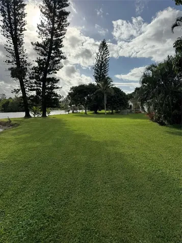 936 W Tropical Way Plantation FL 33317