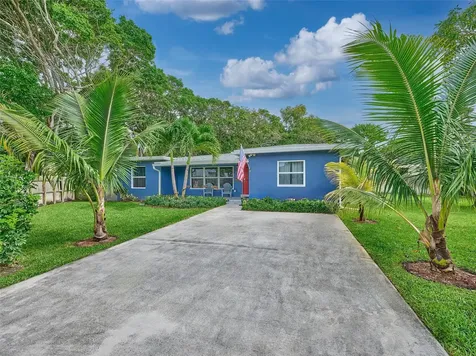 801 NE 15th Street Fort Lauderdale FL 33304