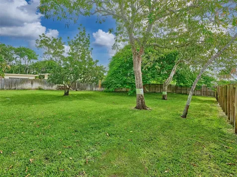 801 NE 15th Street Fort Lauderdale FL 33304