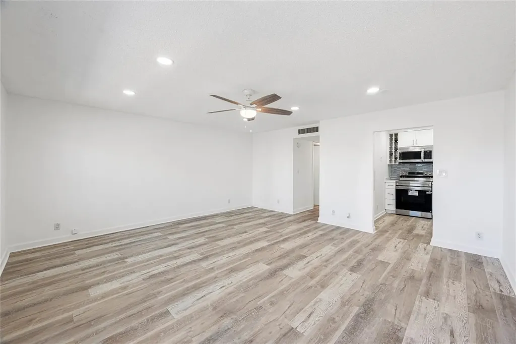 2840 NE 14th Street Causeway Pompano Beach FL 33062