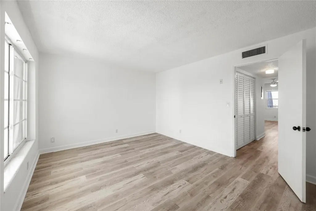 2840 NE 14th Street Causeway Pompano Beach FL 33062