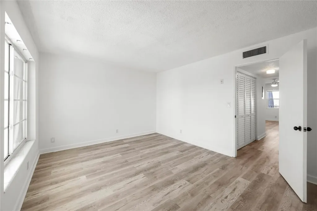 2840 NE 14th Street Causeway Pompano Beach FL 33062