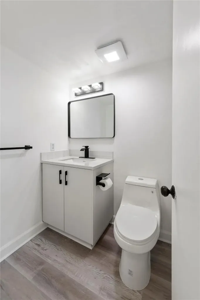 2840 NE 14th Street Causeway Pompano Beach FL 33062