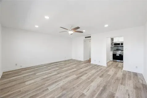 2840 NE 14th Street Causeway Pompano Beach FL 33062