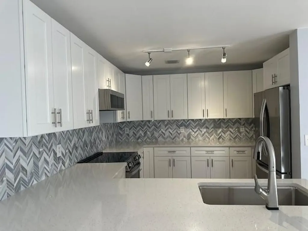 4151 Eastridge Circle Deerfield Beach FL 33064
