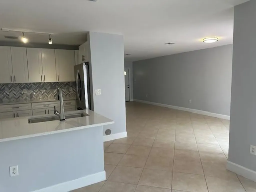4151 Eastridge Circle Deerfield Beach FL 33064