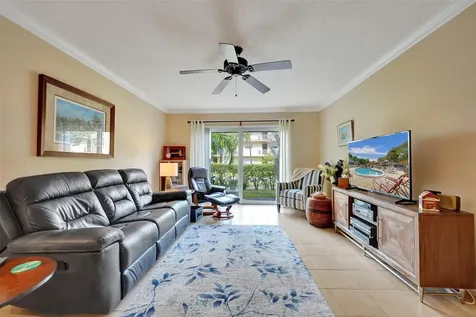 860 SE 6th Avenue Deerfield Beach FL 33441