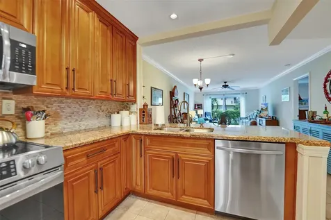 860 SE 6th Avenue Deerfield Beach FL 33441