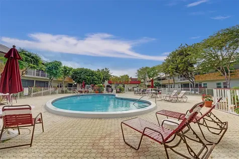 860 SE 6th Avenue Deerfield Beach FL 33441