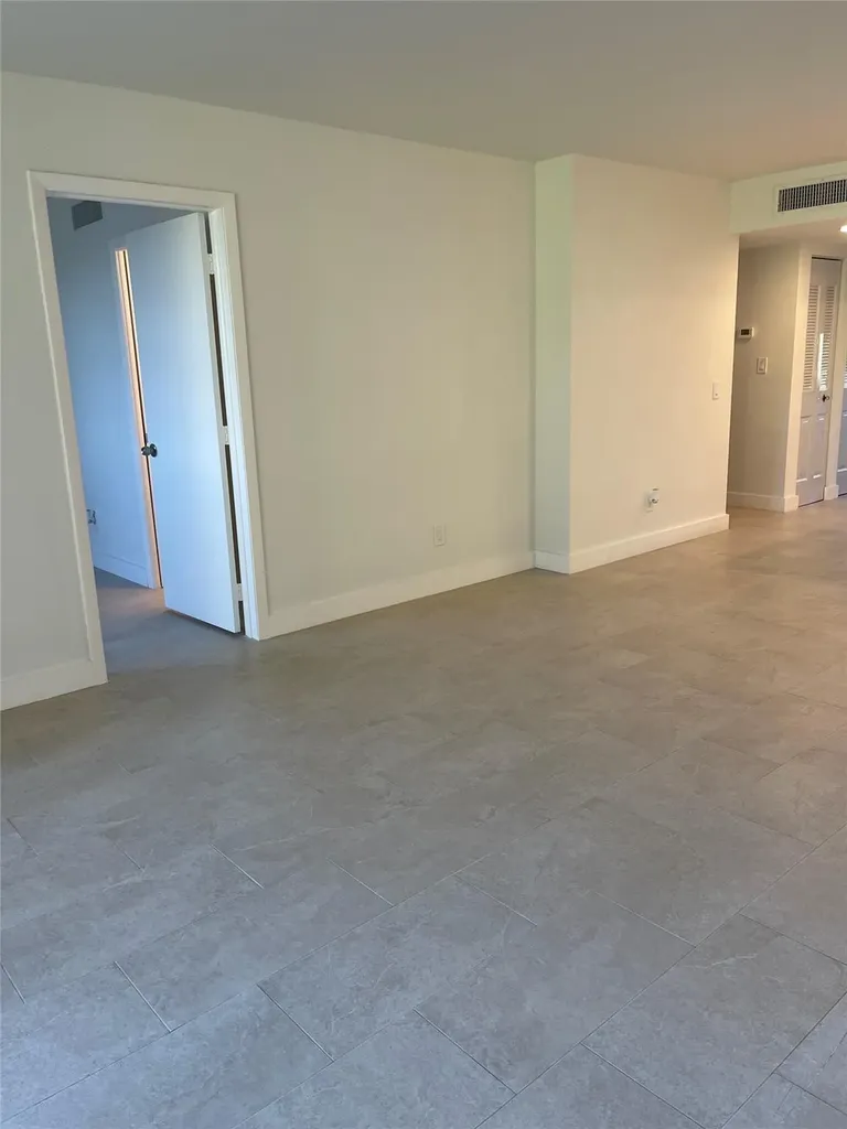 5890 NW 64th Avenue Fort Lauderdale FL 33319