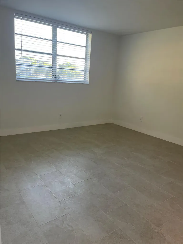 5890 NW 64th Avenue Fort Lauderdale FL 33319