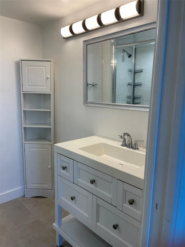 5890 NW 64th Avenue Fort Lauderdale FL 33319