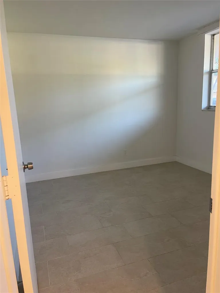 5890 NW 64th Avenue Fort Lauderdale FL 33319