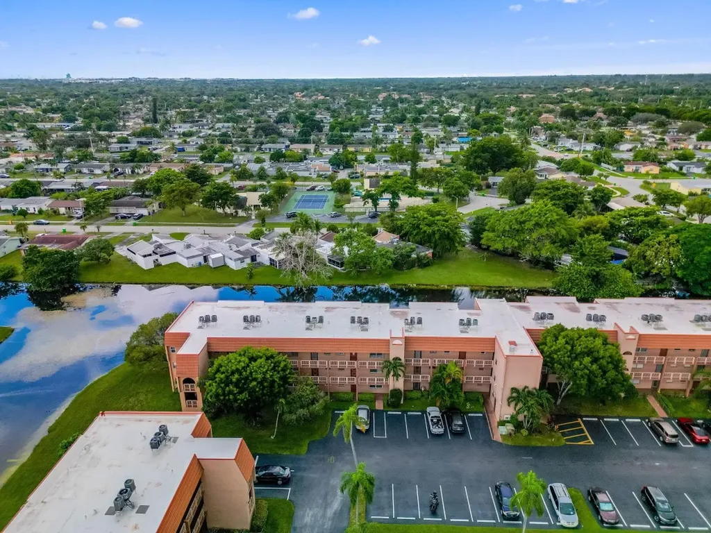 9660 Sunrise Lakes Boulevard Sunrise FL 33322