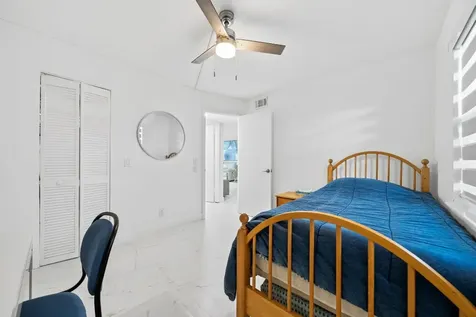9660 Sunrise Lakes Boulevard Sunrise FL 33322