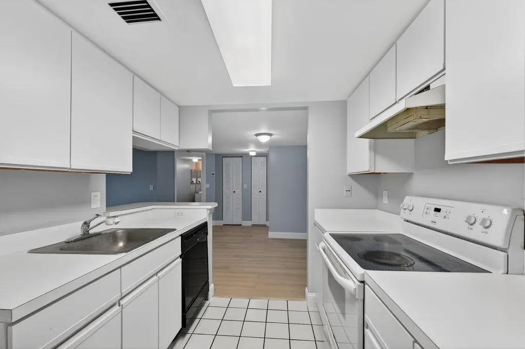 9977 Westview Drive Coral Springs FL 33076