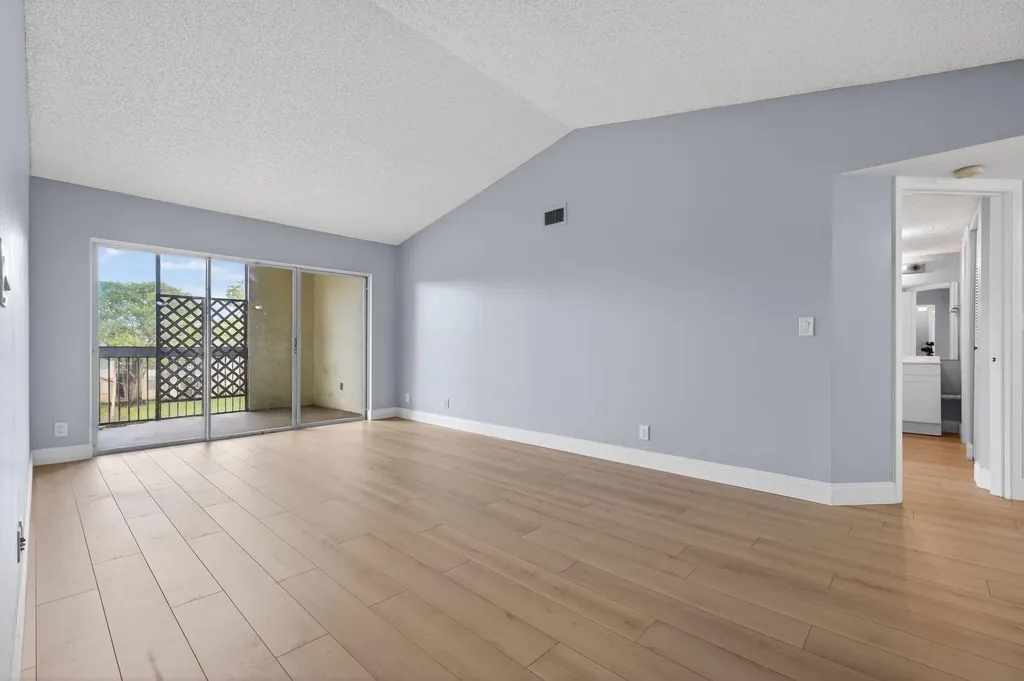 9977 Westview Drive Coral Springs FL 33076