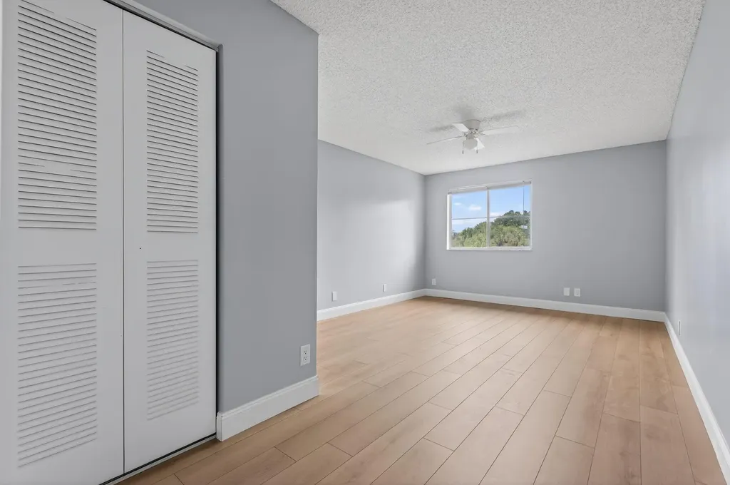 9977 Westview Drive Coral Springs FL 33076