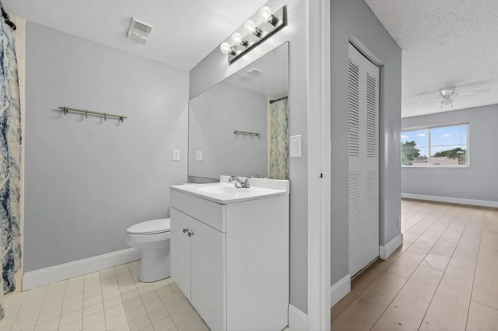 9977 Westview Drive Coral Springs FL 33076