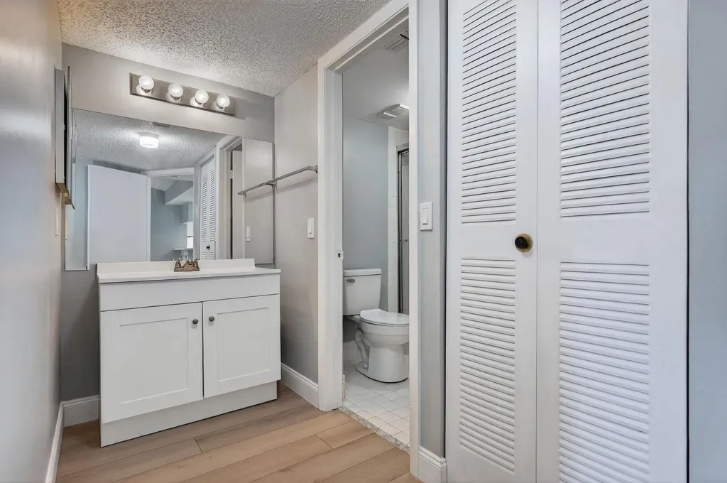 9977 Westview Drive Coral Springs FL 33076