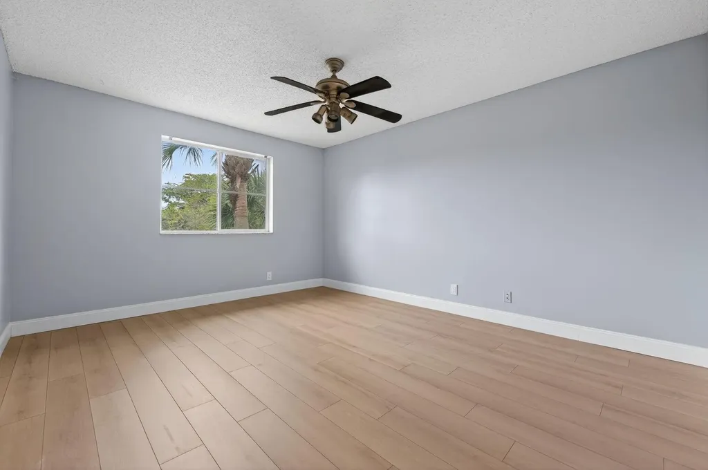 9977 Westview Drive Coral Springs FL 33076