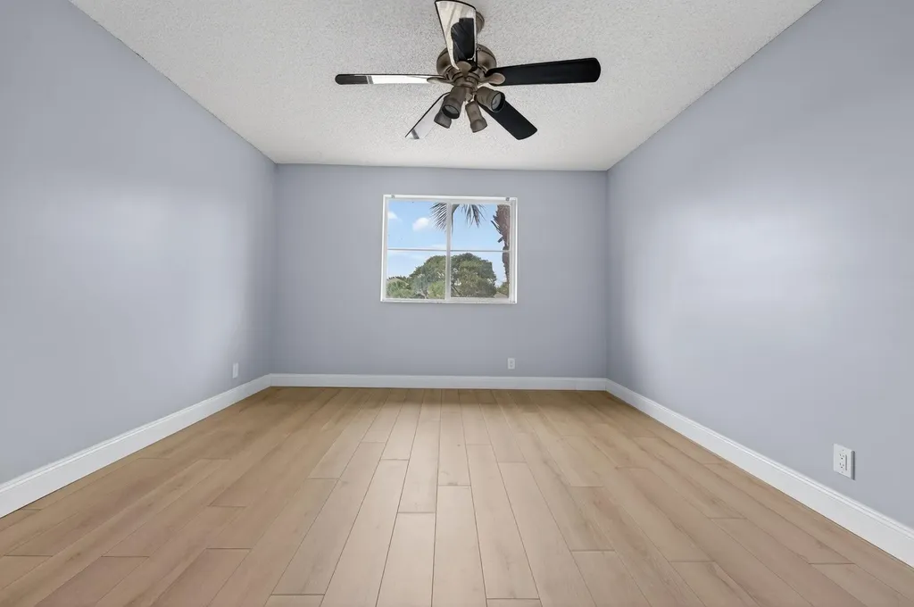 9977 Westview Drive Coral Springs FL 33076
