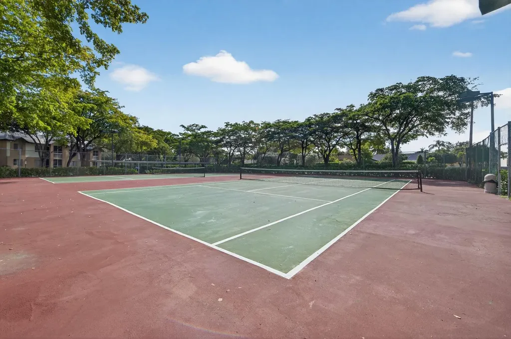 9977 Westview Drive Coral Springs FL 33076