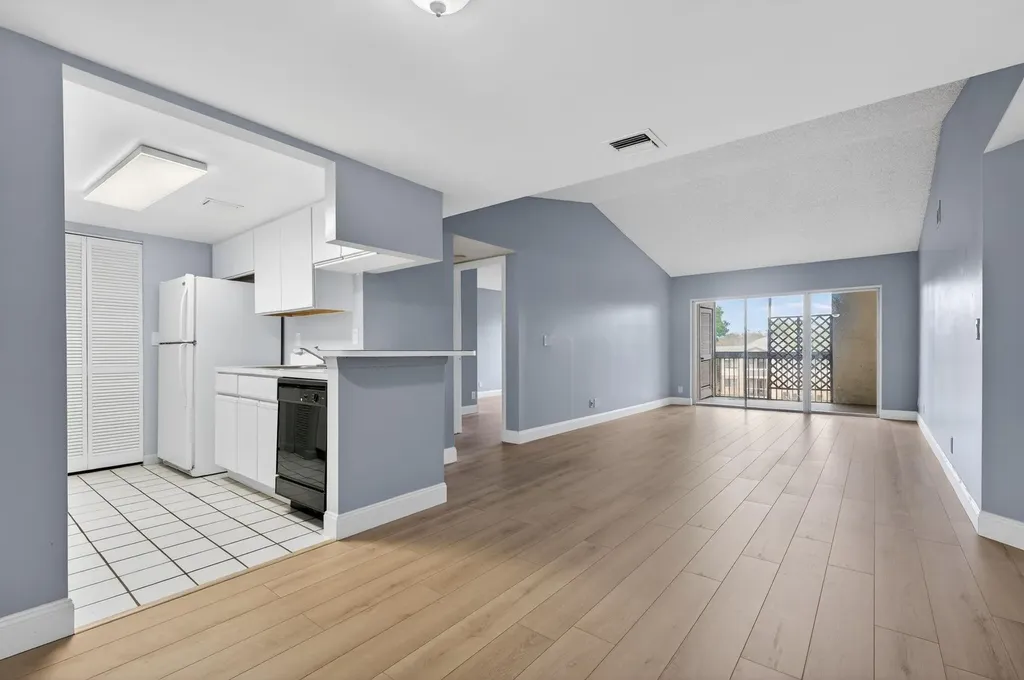 9977 Westview Drive Coral Springs FL 33076