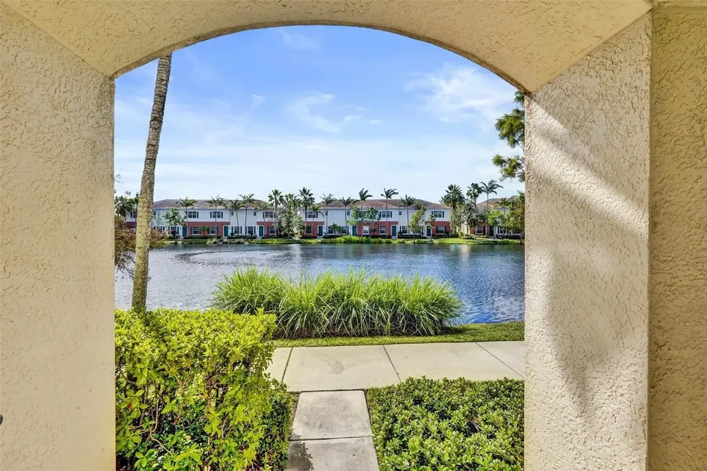 228 SW 6th Court Pompano Beach FL 33060