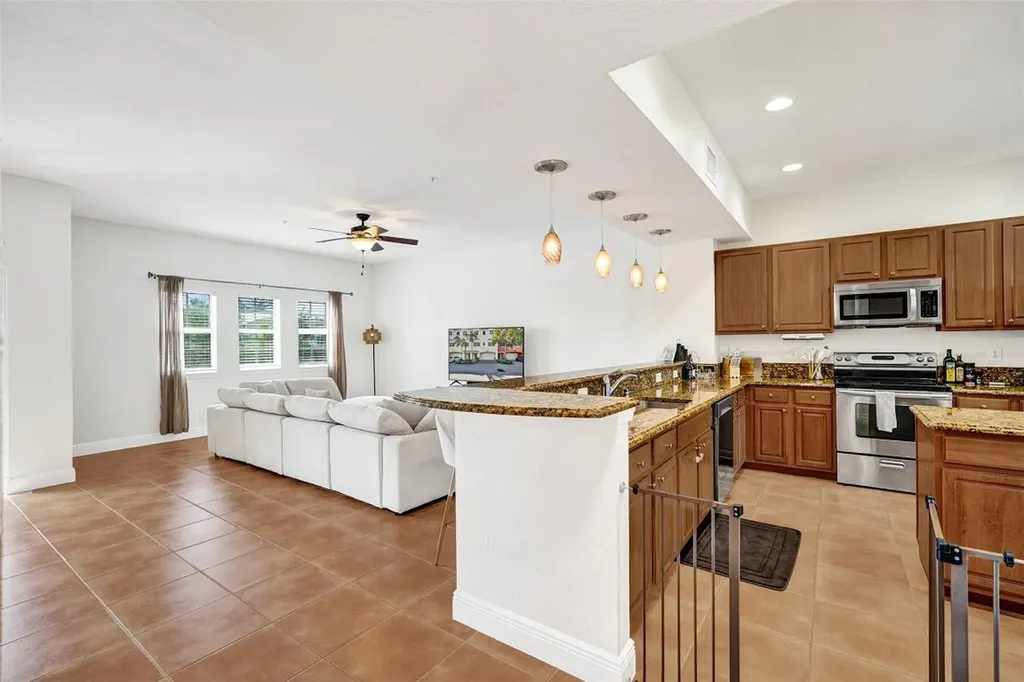 228 SW 6th Court Pompano Beach FL 33060