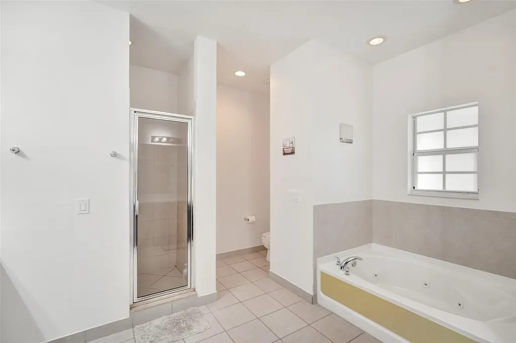 228 SW 6th Court Pompano Beach FL 33060