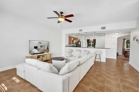 228 SW 6th Court Pompano Beach FL 33060