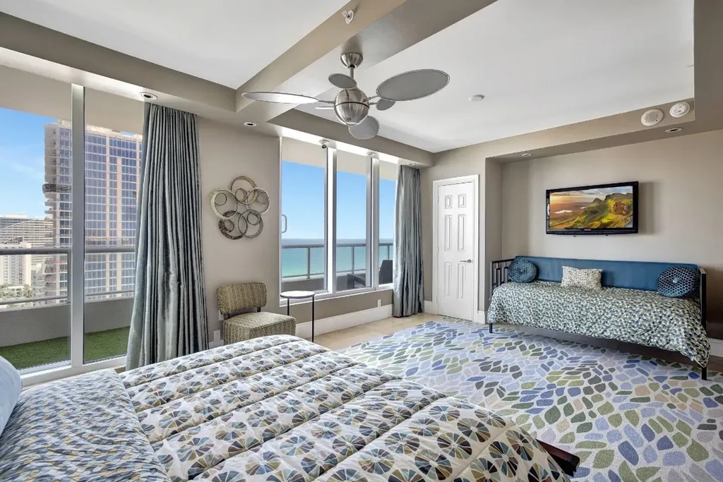 1 N Fort Lauderdale Beach Boulevard Fort Lauderdale FL 33304