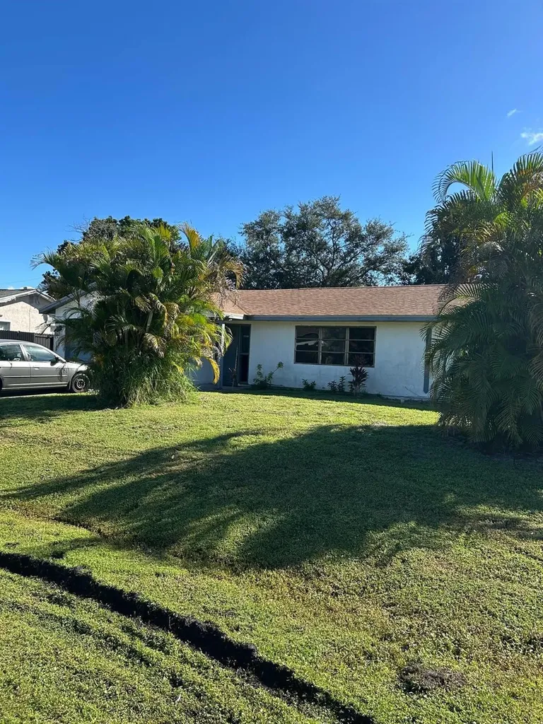 461 SW Byron Street Port St Lucie FL 34983