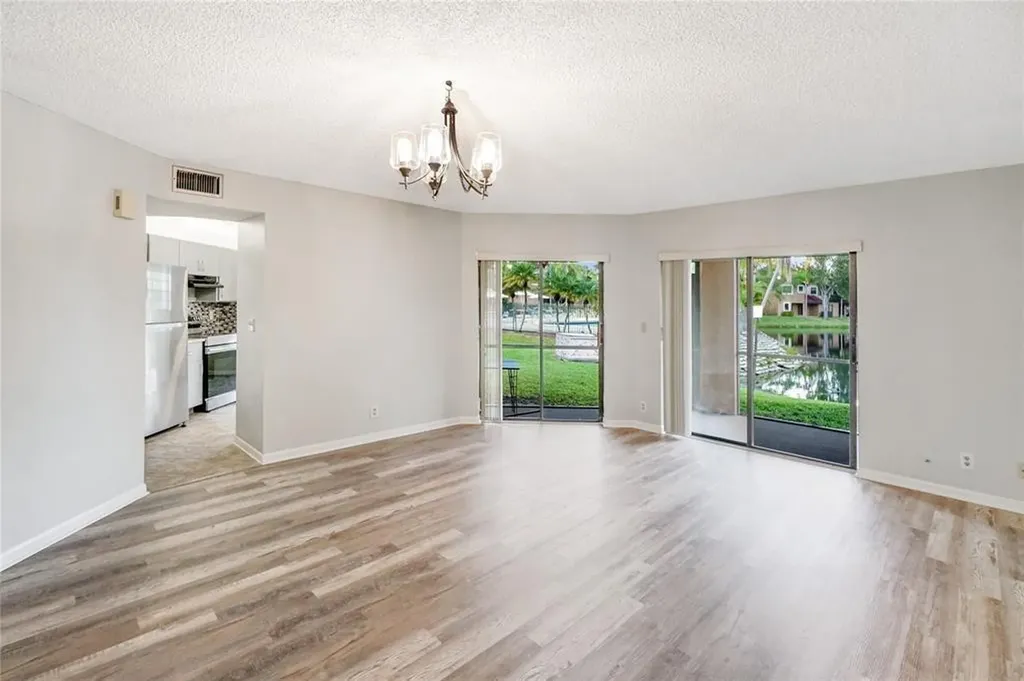 8807 W Sunrise Boulevard Plantation FL 33322