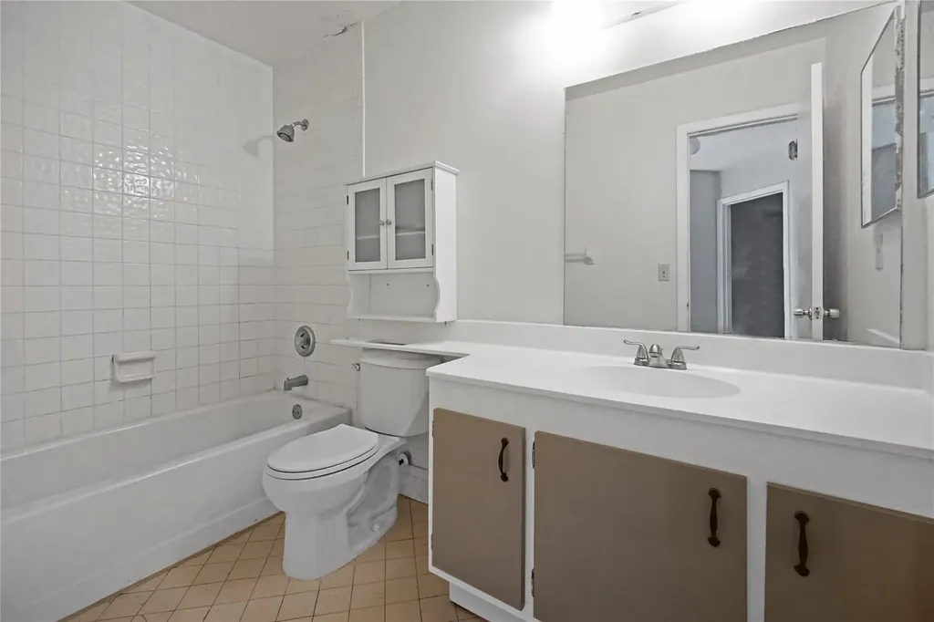 8807 W Sunrise Boulevard Plantation FL 33322