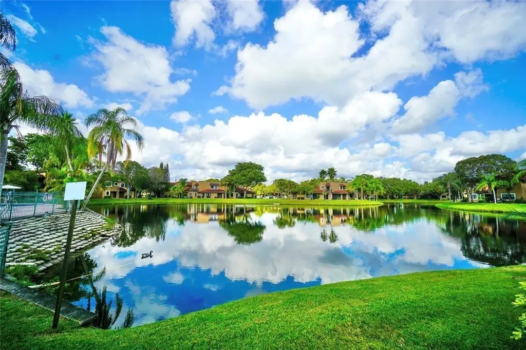 8807 W Sunrise Boulevard Plantation FL 33322