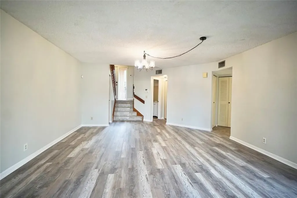 8807 W Sunrise Boulevard Plantation FL 33322