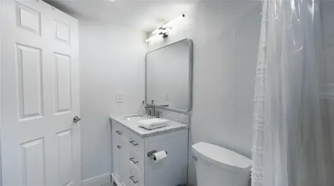 8204 SW 23rd Street North Lauderdale FL 33068