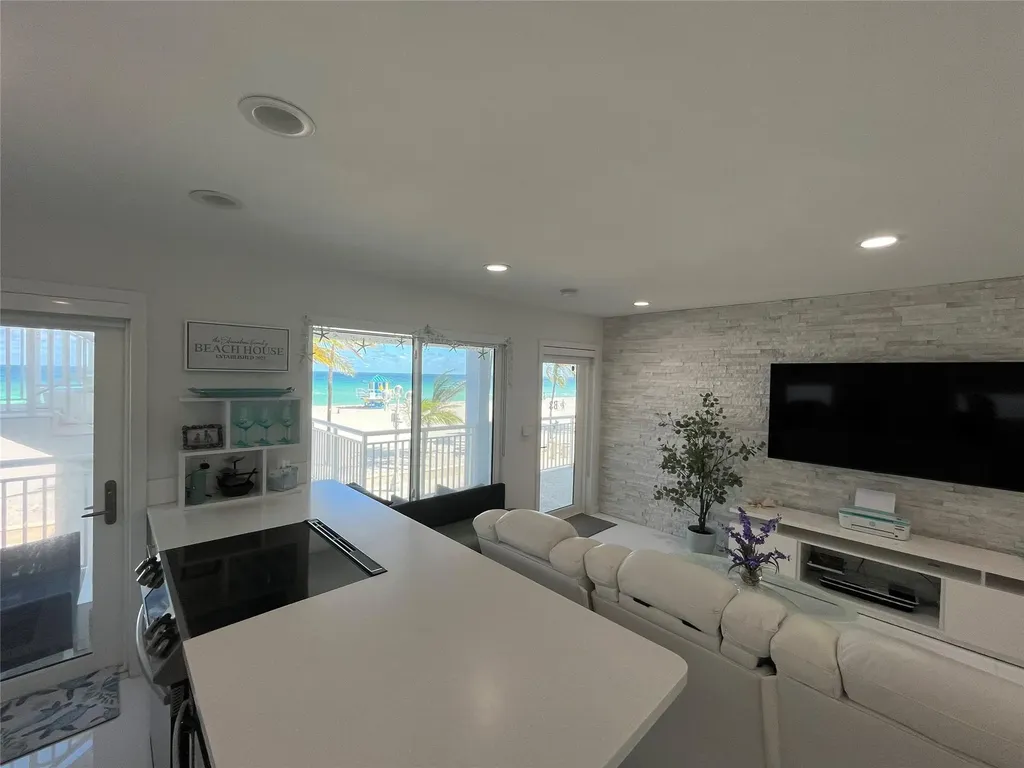 310 S Broadwalk Hollywood FL 33019