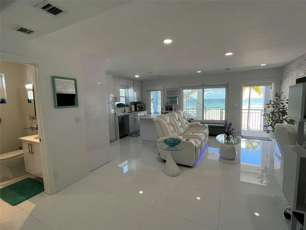 310 S Broadwalk Hollywood FL 33019