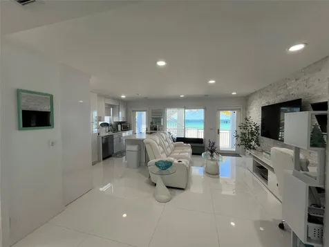 310 S Broadwalk Hollywood FL 33019