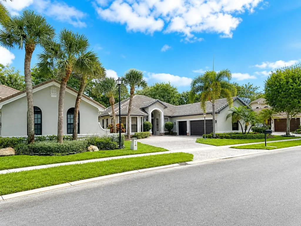 10295 Trianon Place Wellington FL 33449