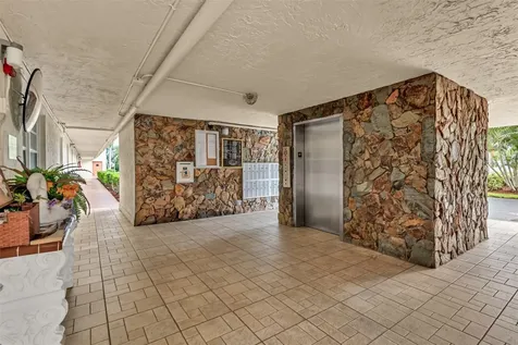 121 SE 3rd Avenue Dania Beach FL 33004
