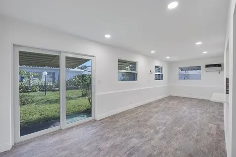 370 S Golf Boulevard Pompano Beach FL 33064