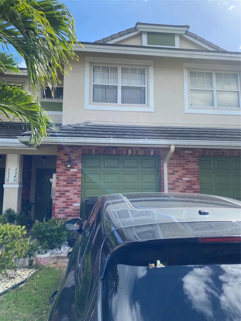 3340 NW 29th Court Lauderdale Lakes FL 33311