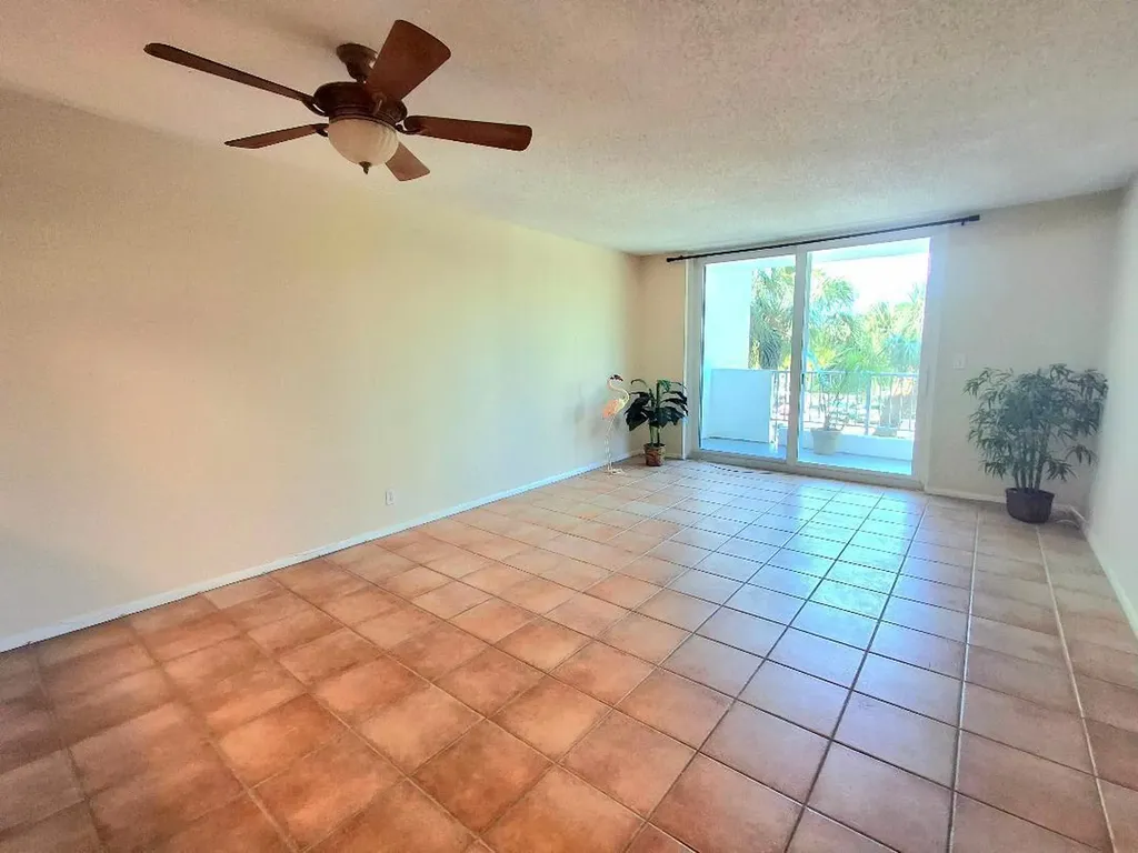 1421 S Ocean Boulevard Pompano Beach FL 33062
